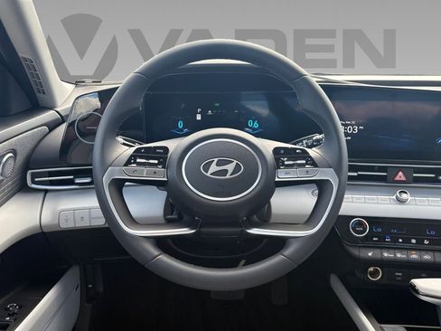 New 2026 Hyundai Elantra Limited FWD image 12