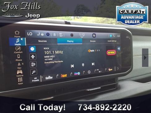 Used 2025 Jeep Gladiator Sport AWD/4WD image 20
