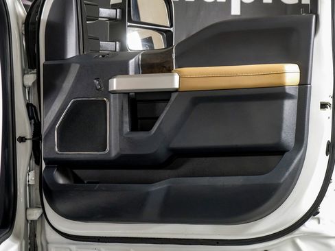 Used 2022 Ford F350 Lariat w/ Lariat Ultimate Package image 36