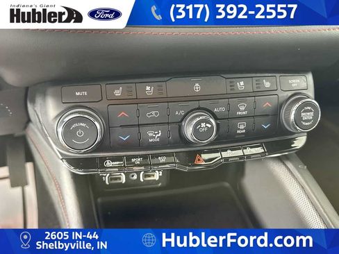 Used 2024 Dodge Durango GT AWD/4WD image 19