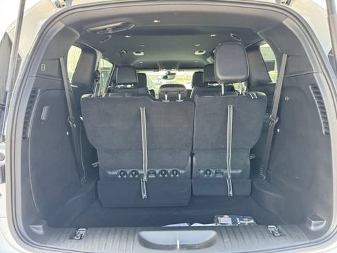 New 2026 Chrysler Pacifica Select FWD image 20