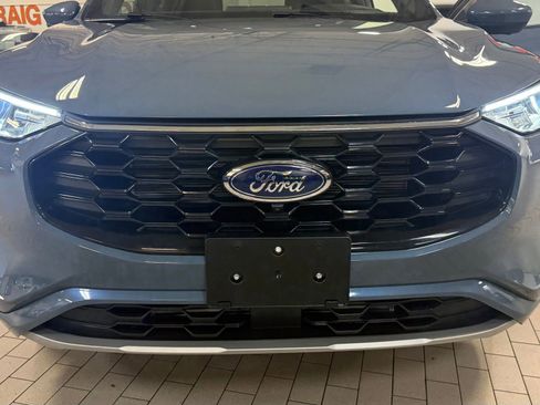 Used 2024 Ford Escape ST-Line Select w/ Tech Pack #2 AWD/4WD image 12