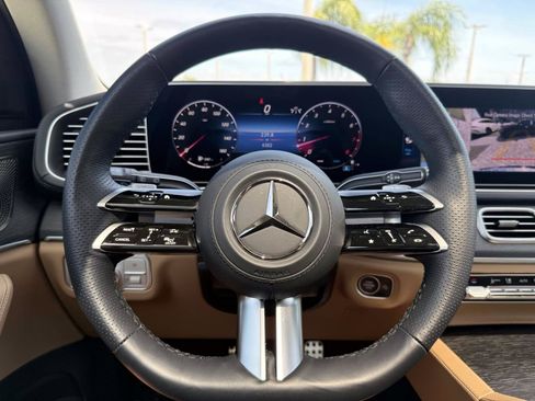 Certified 2026 Mercedes-Benz GLS 450 4MATIC image 32