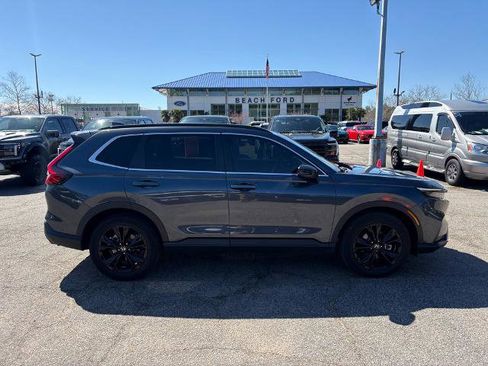 Used 2024 Honda CR-V Sport Touring image 4