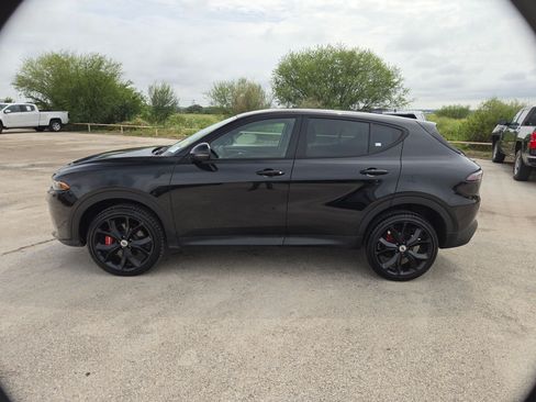 Used 2024 Dodge Hornet GT AWD/4WD image 6