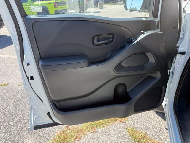 New 2026 Nissan Frontier SV w/ SV Convenience Package AWD/4WD image 16