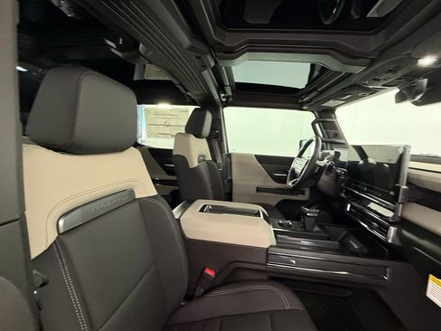 New 2026 GMC Hummer EV SUV image 31