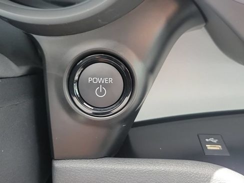 Certified 2026 Toyota Sienna XLE FWD image 24