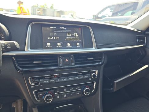 Used 2019 Kia Optima LX w/ LX Premium Package FWD image 11