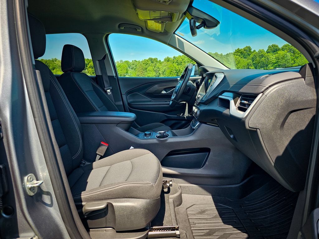 Used 2023 GMC Terrain SLE w/ Driver Convenience Package AWD/4WD image 38