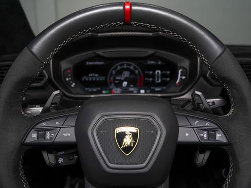 Used 2023 Lamborghini Urus Performante image 59