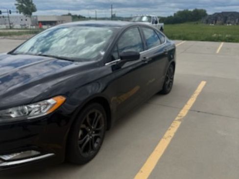 Used 2018 Ford Fusion SE w/ Equipment Group 201A FWD image 8