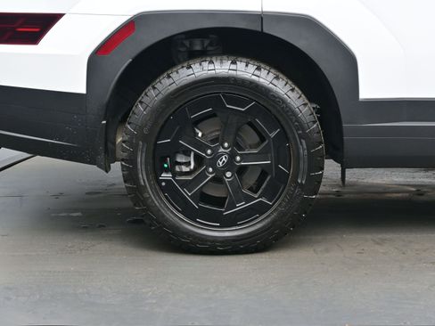 Used 2025 Hyundai Santa Fe XRT image 9