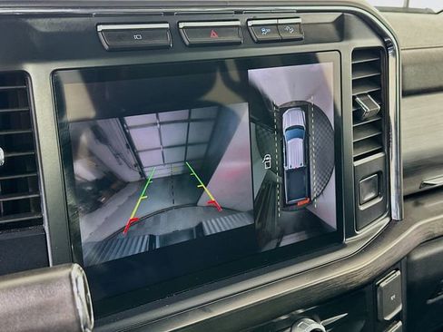 Used 2023 Ford F350 Lariat w/ FX4 Off-Road Package image 15