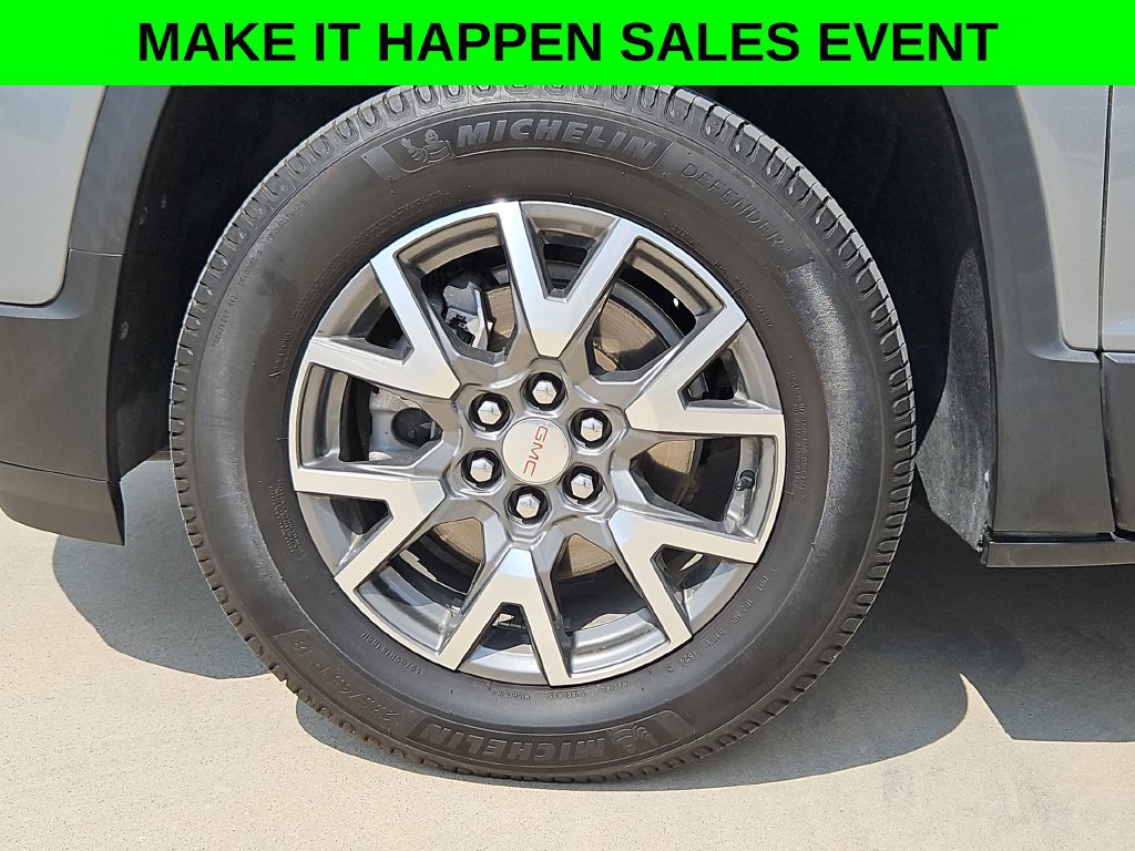 Used 2023 GMC Acadia SLE w/ Driver Convenience Package FWD image 34