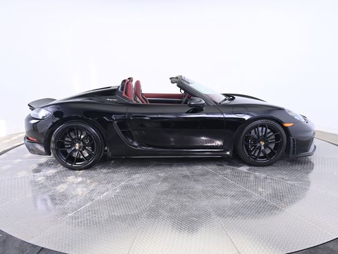 Used 2022 Porsche 718 Boxster Spyder image 8