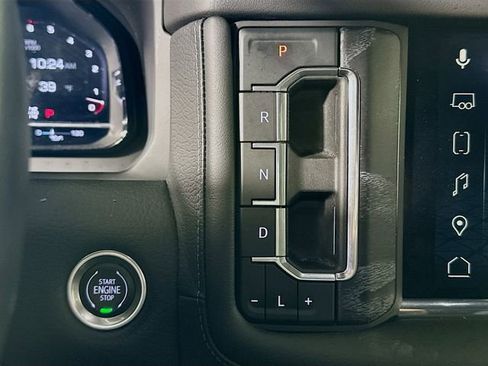 Used 2023 GMC Yukon XL Denali w/ Denali Reserve Package image 18