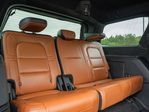 Used 2020 Lincoln Navigator Reserve w/ Equipment Group 208A Reserve AWD/4WD image 31