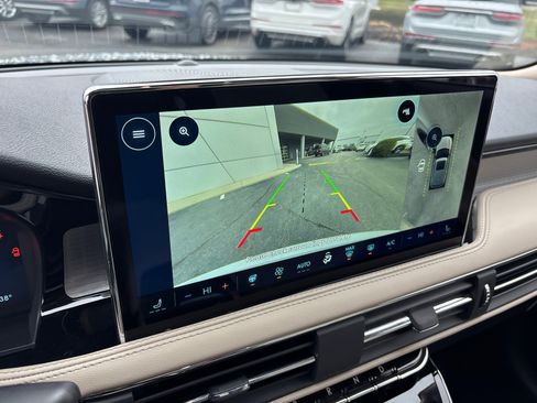 New 2026 Lincoln Corsair Premiere image 20