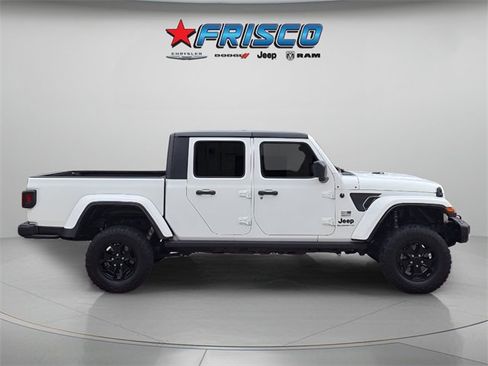 Certified 2023 Jeep Gladiator Sport S image 11