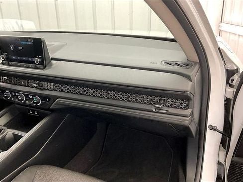 Certified 2024 Honda Accord EX image 18