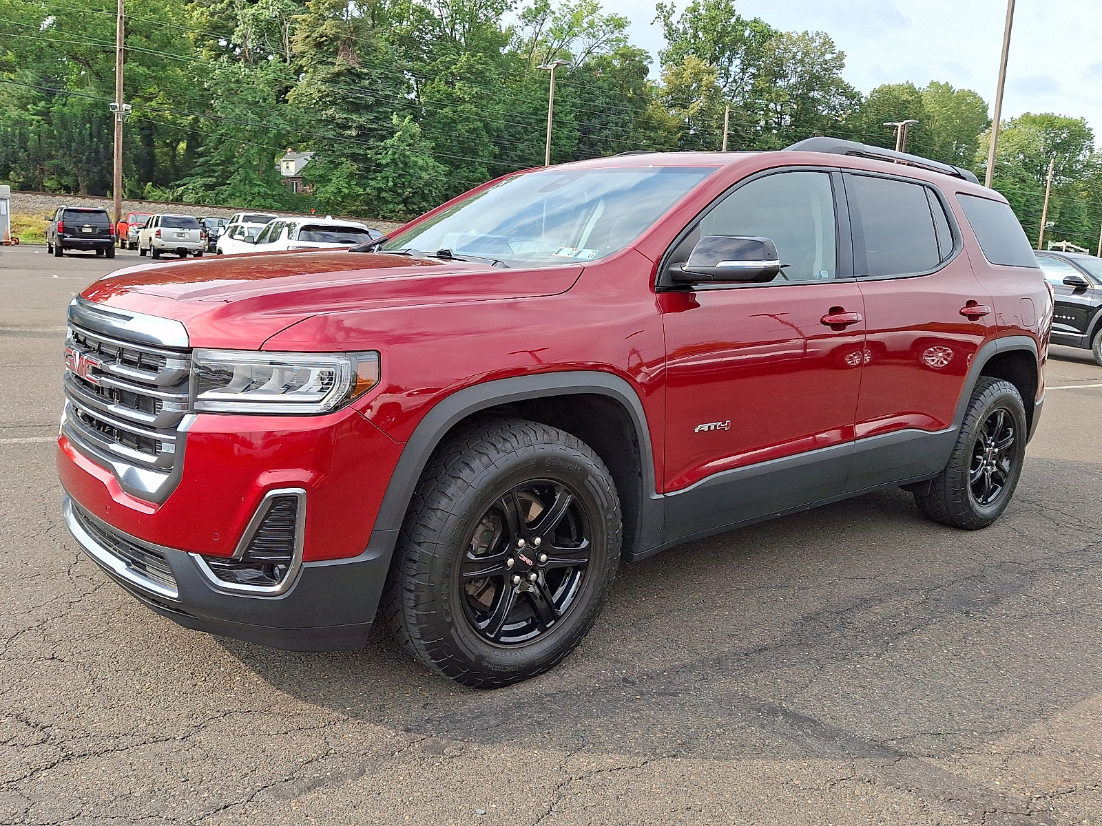 Used 2023 GMC Acadia AT4 w/ Technology Package AWD/4WD image 3