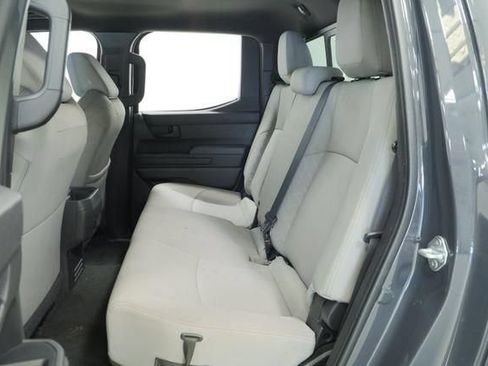 Used 2024 Toyota Tacoma SR5 w/ SR5 Upgrade Package RWD image 31