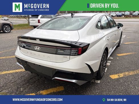 New 2025 Hyundai Sonata SEL FWD image 3