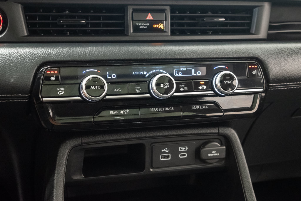 Used 2025 Honda Pilot Touring image 23