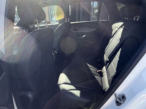 Certified 2022 Mercedes-Benz GLC 300 4MATIC image 35