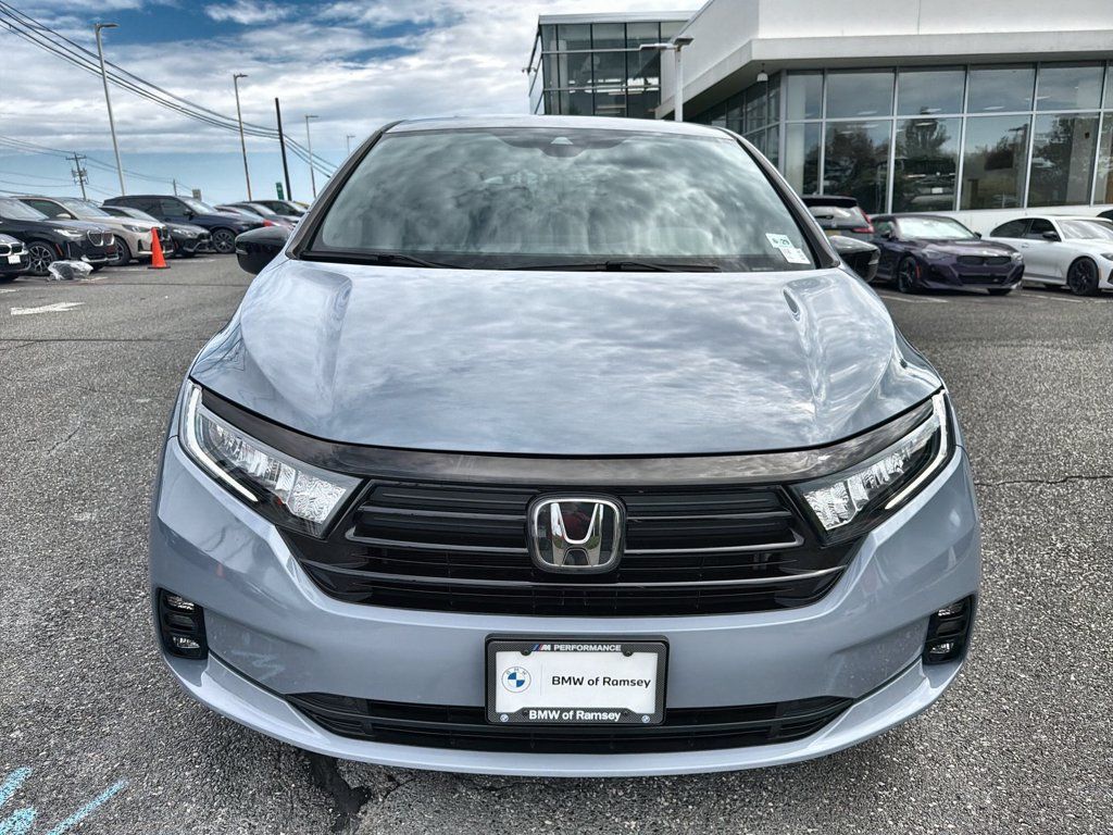 Used 2024 Honda Odyssey Sport image 14