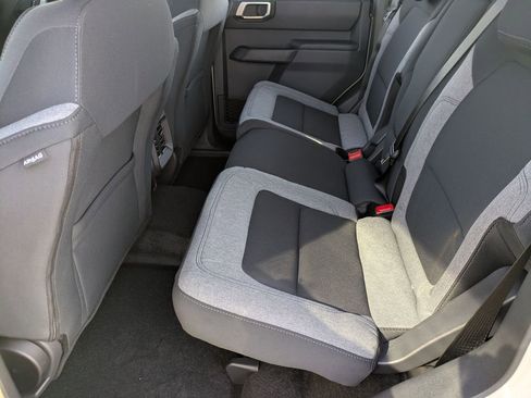 New 2025 Ford Bronco 4-Door image 41