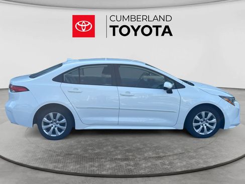 Used 2023 Toyota Corolla LE w/ Carpet Mat Package (TMS) FWD image 6