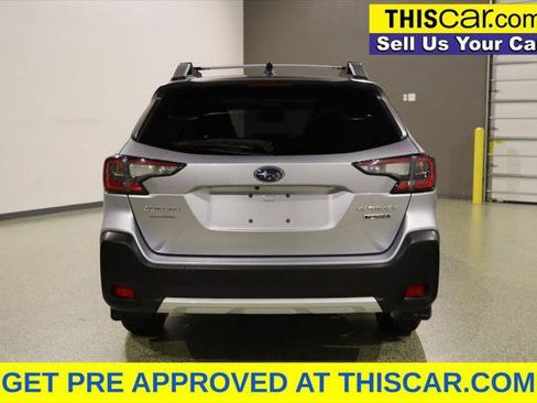 Used 2024 Subaru Outback Touring AWD/4WD image 8