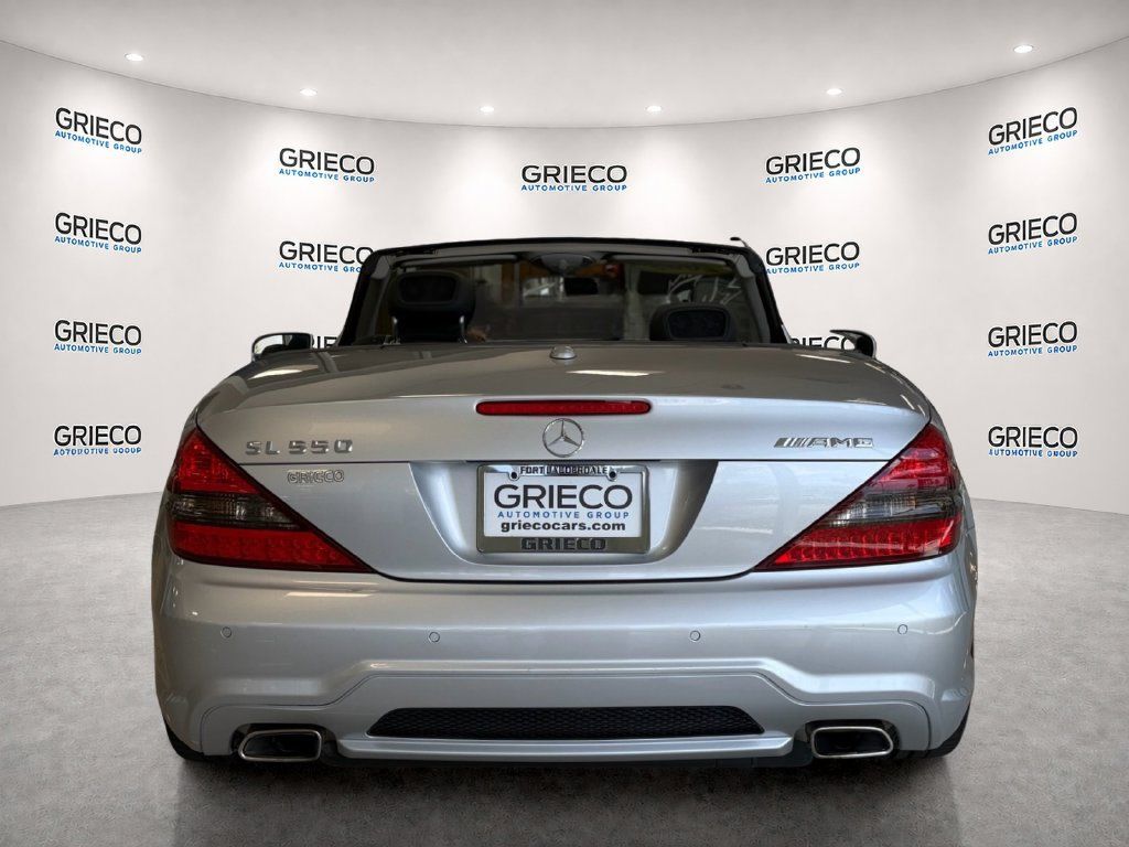 Used 2009 Mercedes-Benz SL 550 image 8