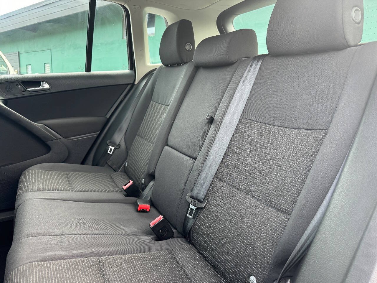 Used 2015 Volkswagen Tiguan S FWD image 23