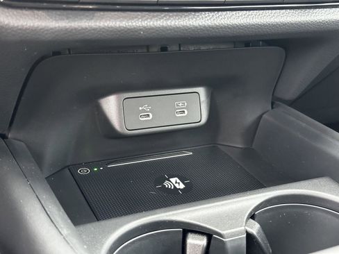 Certified 2026 Honda HR-V LX image 24