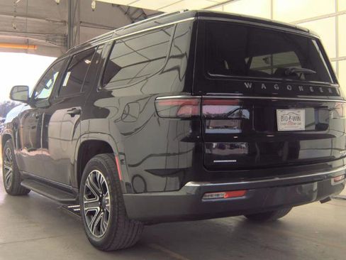 Used 2022 Jeep Wagoneer Series III image 5