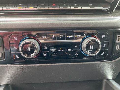 Used 2023 Chevrolet Silverado 1500 LTZ image 22