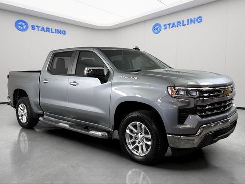 Used 2024 Chevrolet Silverado 1500 LT RWD image 14