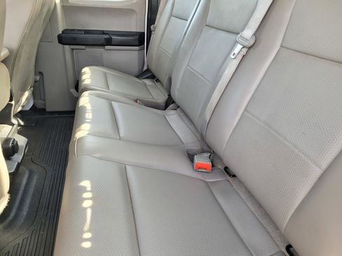 Used 2019 Ford F550 2WD SuperCab Super Duty image 13