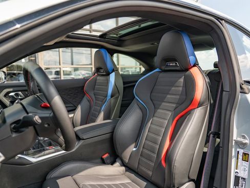 Used 2024 BMW M2 w/ Lighting Package image 13