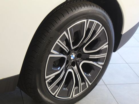 New 2025 BMW X3 xDrive30i w/ Premium Package image 23