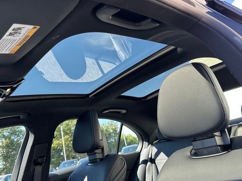 Used 2025 Mercedes-Benz C 300 Sedan image 13