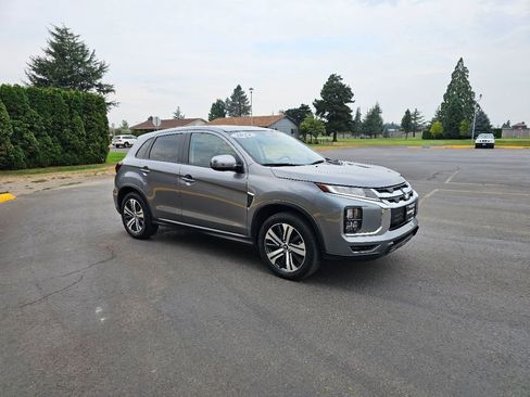 Used 2024 Mitsubishi Outlander Sport SE image 5