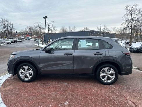 Used 2025 Honda HR-V LX image 2