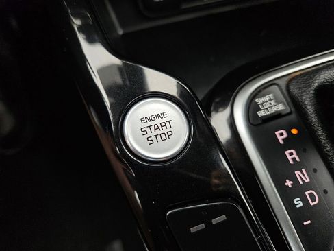 Used 2021 Kia Soul EX FWD image 25