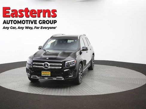 Used 2022 Mercedes-Benz GLB 250 4MATIC w/ Premium Package Lite image 54