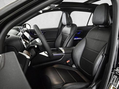 New 2026 Mercedes-Benz GLC 300 4MATIC image 18