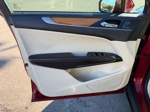 Used 2015 Lincoln MKC Reserve w/ Equipment Group 102A Reserve image 22